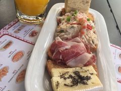 -Tapa Tapa