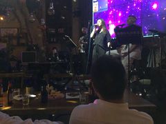 -胡桃里乐队酒馆(鎏嘉码头店)