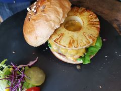 -HIGH FIVE哈福手工汉堡(桂林路店)