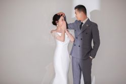 -雪中彩影婚纱摄影·微光艺术中心