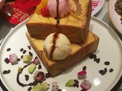 冰淇淋爱上烤面包-老酒川菜坊(中山西路店)