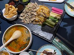 -伊带伊路新疆美食府(呼家楼店)