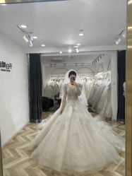 -予白婚纱礼服馆
