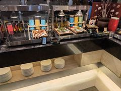 自助取餐区-水桶王国主题餐厅·聚会·生日派对·亲子活动·家庭套餐(亚龙湾希尔顿店)