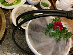 -小天鹅火锅·一线江景洪鼎旗舰店(洪崖洞店)