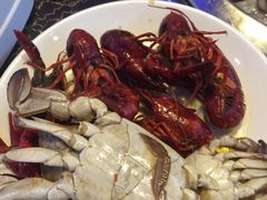 龙虾，蟹-星海汇海鲜自助烤肉火锅(百大店)