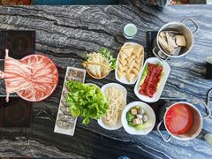 -云中捞高空旋转餐厅(商茂世纪广场店)