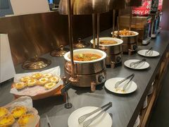 -牛YO寿喜烧·铁板烧和牛火锅自助(市府恒隆店)