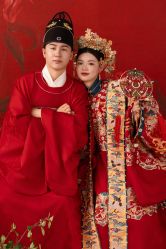 -都市丽人婚纱摄影