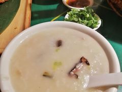 皮蛋瘦肉粥-粤港湾砂锅粥·宵夜(宝龙店)