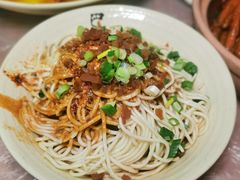 凉面-巴厘龙虾·榜首油焖大虾(洞庭·艺术洋房店)