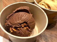 黑巧克力冰淇淋-LUNEURS月乐诗 冰淇淋咖啡(环贸店)