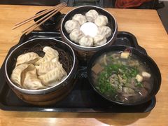 -百年尹氏汤包(湖南路狮子桥店)