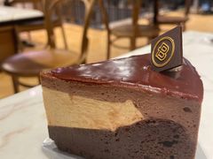 焦糖榛子味凹蛋糕切片-巴黎贝甜(五道口店)