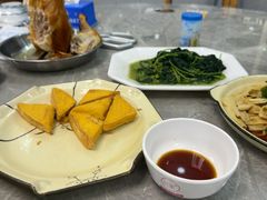 -银峰农庄·特色烧鸡·鲜无花果浸鸡