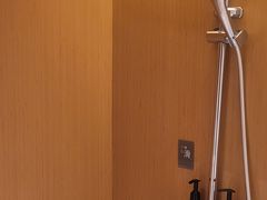 -全季酒店(重庆李子坝牛角沱地铁站店)