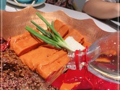 -墨居上隐·院子里火锅(峨眉店)