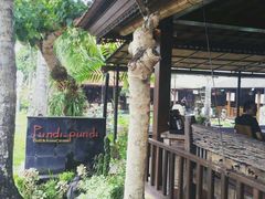 -Pundi Pundi Restaurant