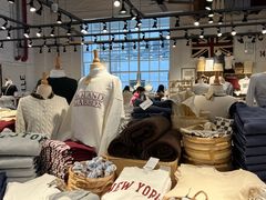 -Brandy Melville