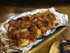 -老东镇啤酒屋海鲜加工·蒸汽海鲜·海鲜烧烤(台东店)