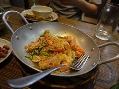 -Cau Go Vietnamese Cuisine