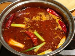 香苑麻辣红汤锅-德香苑脆皮烤鸭·经典(爱融荟城店)