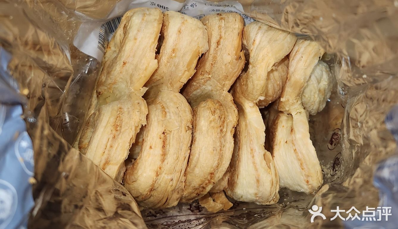 魔都名片伴手礼国际饭店蝴蝶酥丨七宝老街不排队&长途复脆大法