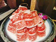雪花牛肉-捞王猪肚鸡火锅(财富中心店)