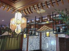 -八府香鸭·啫啫煲(华山路店)