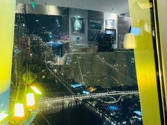 -广州塔卢特斯法国旋转餐厅