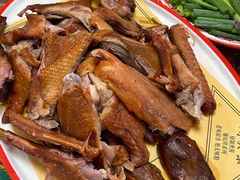 -闯关东东北农家菜(崂山石老人店)