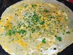 -正宗杂粮煎饼香软鸡蛋饼
