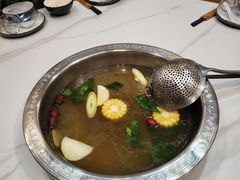 -乡土黄·鲜牛肉火锅·小龙虾(兴业街店)