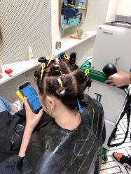 -PE SALON