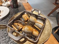 滋补脆爽鳗鱼-何发发和牛烧肉·鳗鱼榴莲放题自助(乐峰广场店)