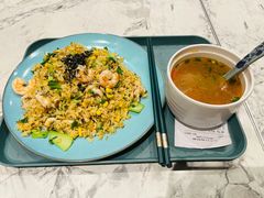 咸蛋黄海鲜炒饭-大食代美食广场(上海中心店)