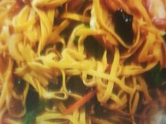 -咱屯子铁锅炖直营店(保利店)