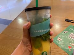 -星巴克(广州中华广场B1层店)