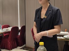 -朱记乳鸽王·非遗石岐乳鸽·全鸽宴(大兴旗舰店)