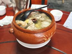 汽锅排骨-嘉里饭庄