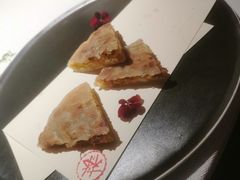 鹅肝葱油饼-解香楼(八盘岭路店)