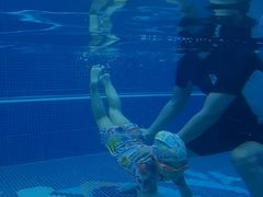 -小伢儿水中体适能俱乐部(中泰店)