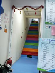 -子木乐园婴儿游泳馆(水晶港店)