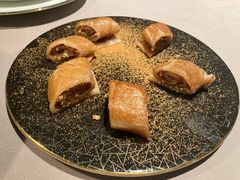 红糖麻糍-荣轩(新荣记环球金融中心店)