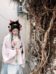 -一揽芳华汉服旗袍体验馆(拙政园店)