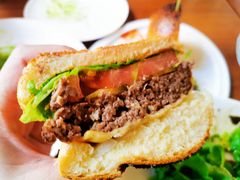 招牌牛肉汉堡-UPPER KITCHEN(延安路店)