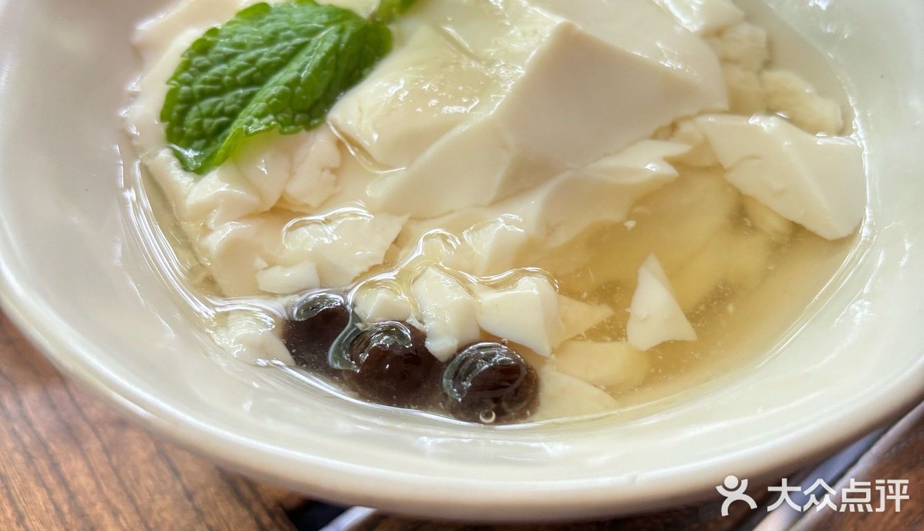 汉阳江滩新开的餐厅还不错哦