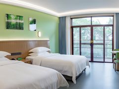 -森波拉火山温泉