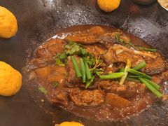 -小火炕铁锅炖鱼