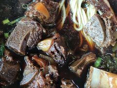 -小龙大肉面馆